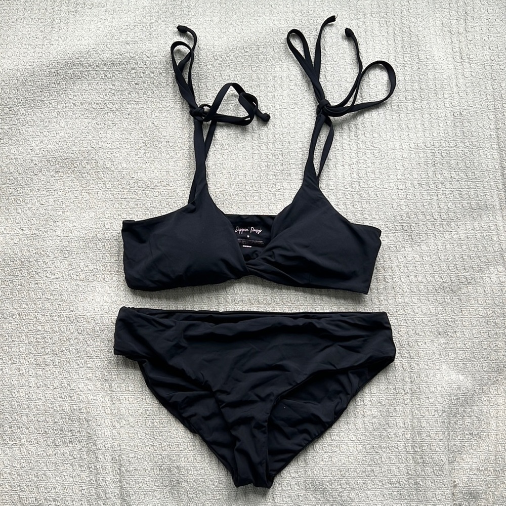 Dippin’ Daisy’s Swimwear Bikini